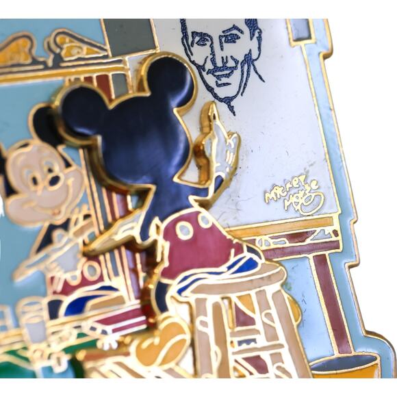 Walt Disney Mickey Mouse Norman Rockwell Triple Self Portrait 2001 3D Pin - Picture 6 of 8
